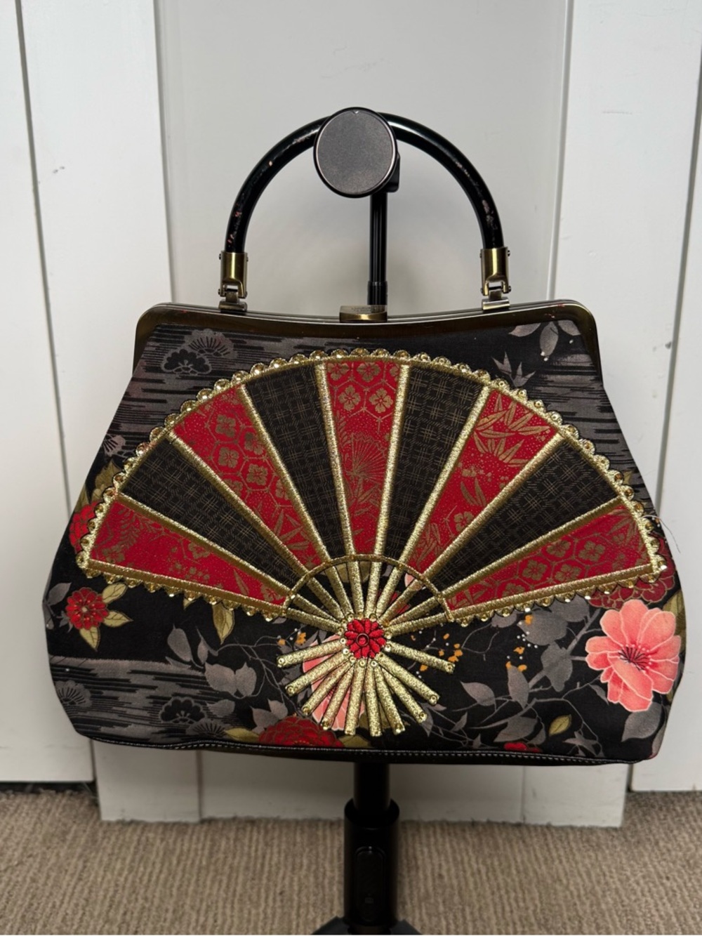 Vintage Embroidered Isabella Fiore Heirloom Bag